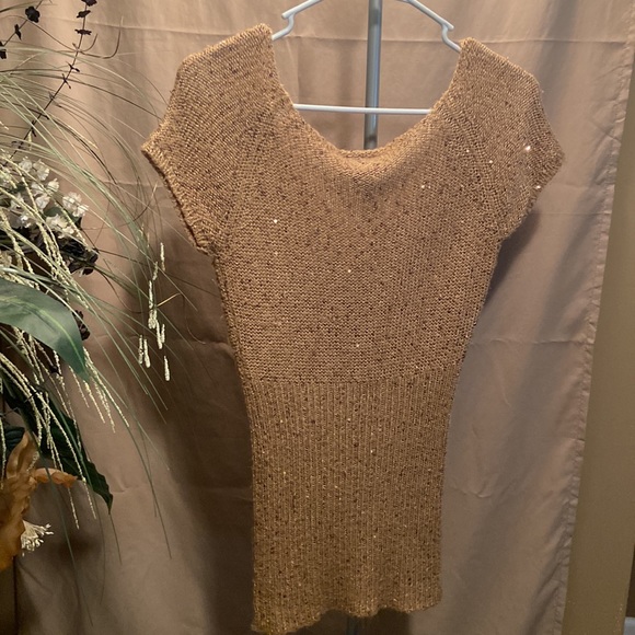 Short sleeve sweater top - Picture 6 of 6